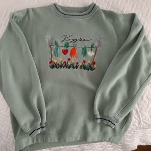 Veggies thrifted crewneck